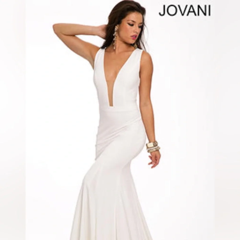 Jovani White Dress 22884 - Picture 3 of 16